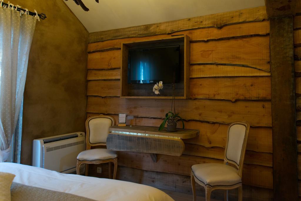 Les Chambres Du Vivier, Chambres D'Hotes Et Gite - A 100M - Durbuy Ruang foto