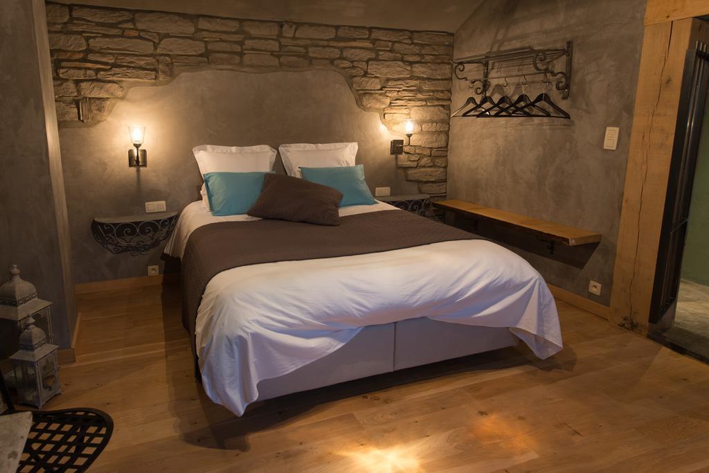 Les Chambres Du Vivier, Chambres D'Hotes Et Gite - A 100M - Durbuy Ruang foto